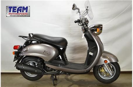 2009 Yamaha VINO 125 Scooter 