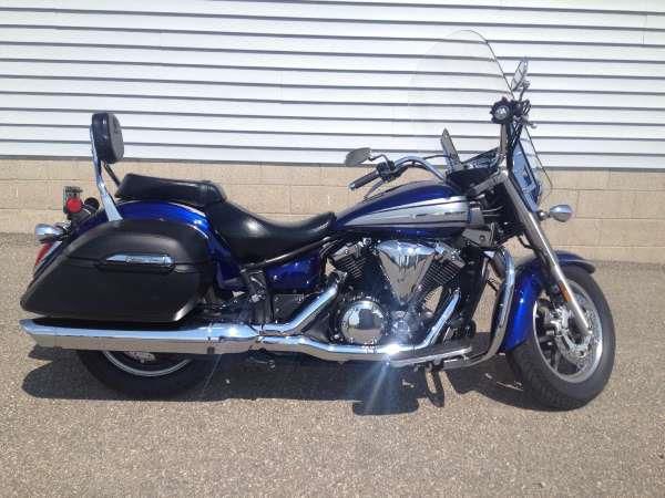 Used 2009 Yamaha V Star 1300 Tourer for sale.