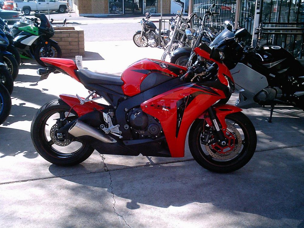 2008 honda cbr 1000rr sportbike 