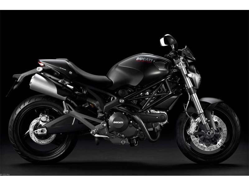 2012 Ducati Monster 696 Sportbike 