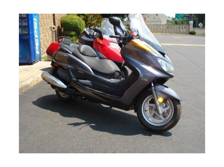 2005 Yamaha Majesty 