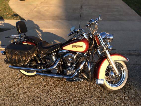 1989 Harley Davidson Heritage Softail VERY RARE COLOR!!