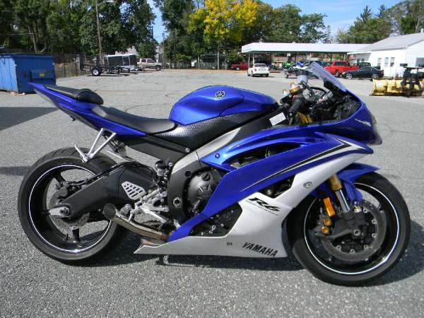 2010 yamaha yzf-r6