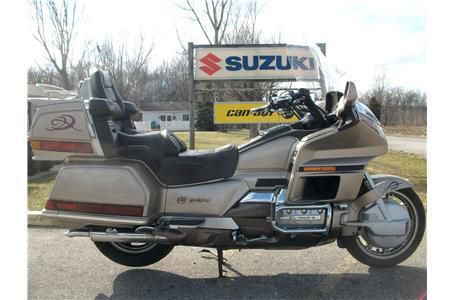 1988 Honda GL1500 GOLDWING Standard 