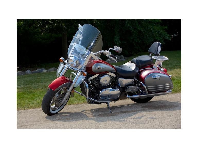 2000 Kawasaki Vulcan 1500 Nomad Cruiser 