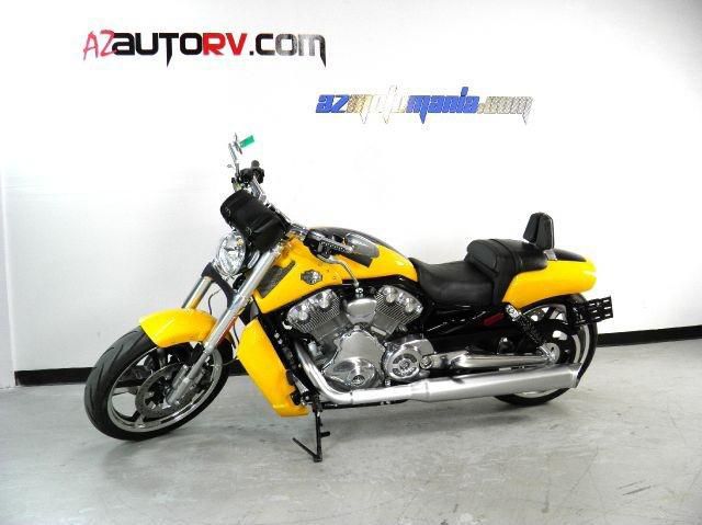 2012 harley-davidson vrscf v-rod muscle  cruiser 