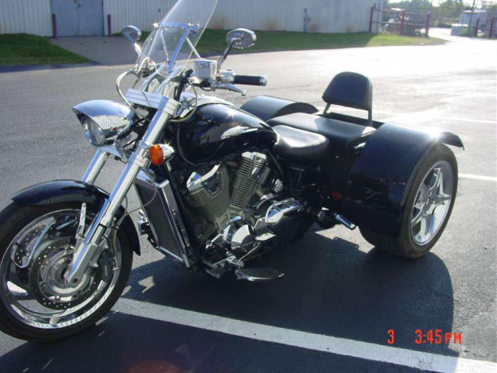 2005 HONDA VTX 1800 Trike 