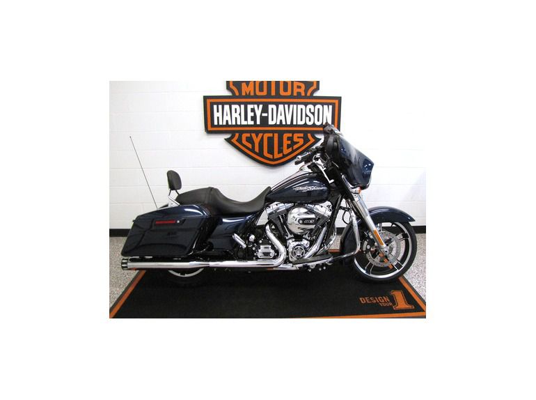 2014 Harley-Davidson Street Glide - FLHX 