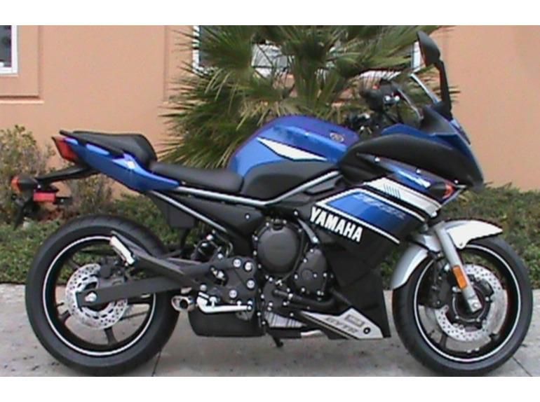 2013 yamaha fz6r  sportbike 