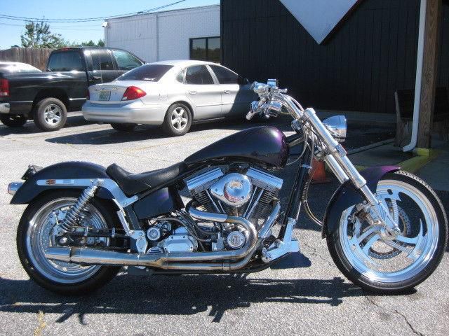 2000 titan motorcycles gecko, custom paint, nice custom at a great price