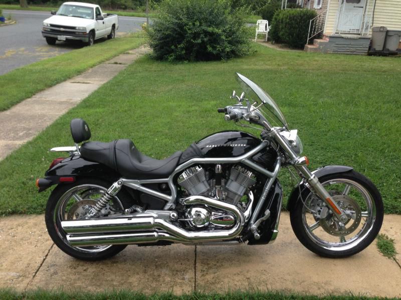 Black 2005 Harley-Davidson V-Rod (VRSCA)