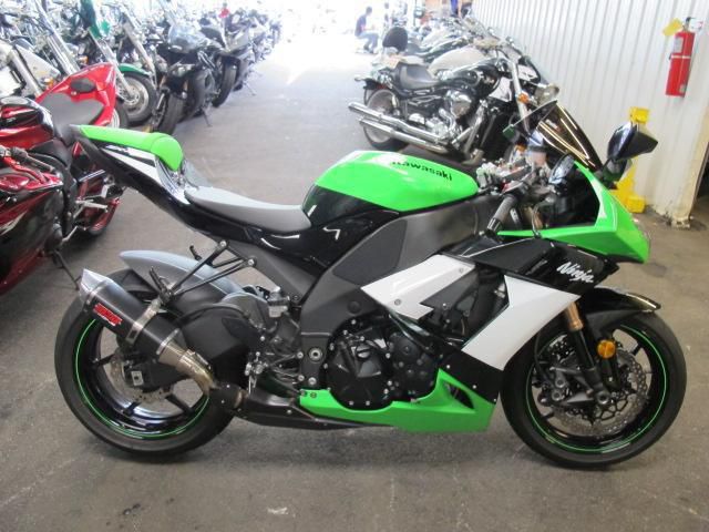 2009 Kawasaki ZX-10R Sportbike 