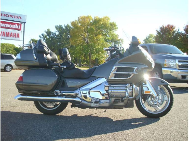 2009 honda gold wing audio / comfort 