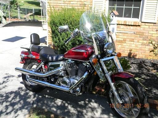 2005 honda 1100 shadow spirit  excellent condition