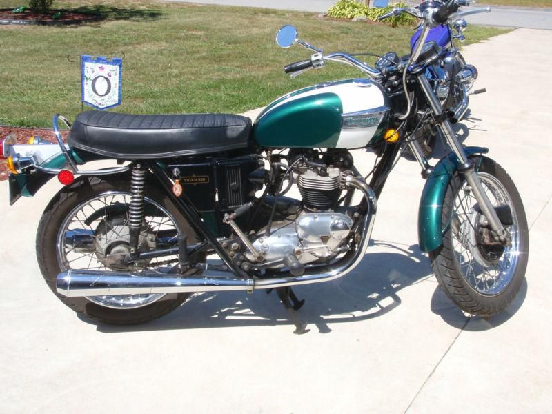 1972 Triumph Tiger 650 TR6R Motorcycle