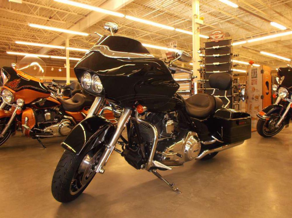 2011 Harley-Davidson FLTRX Road Glide Custom Touring 