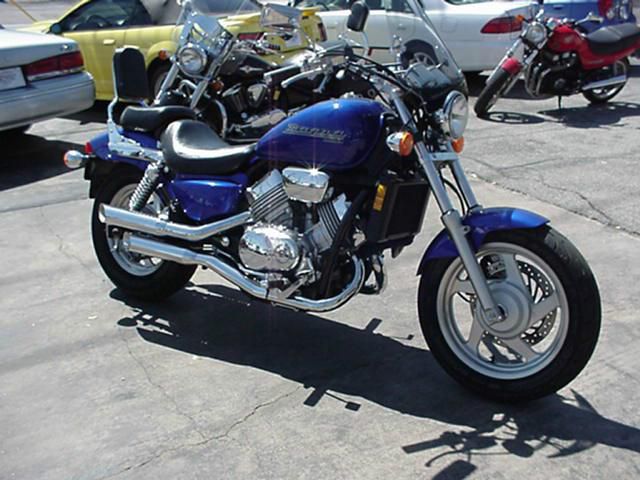 2003 honda magna 750  cruiser 