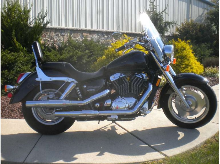 2004 honda shadow sabre (vt1100c2) 