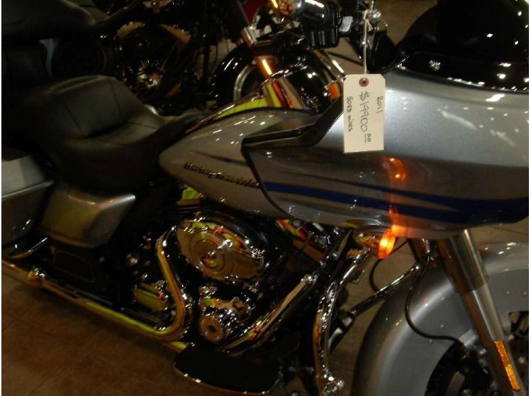 2011 harley-davidson fltru road glide ultra 