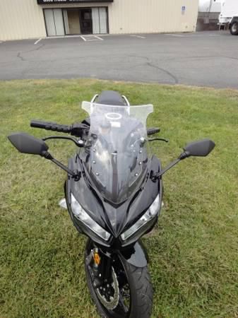 2011 kawasaki zx1000 ninja - mint condition, low miles!