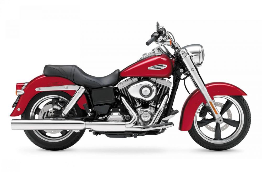 2013 Harley-Davidson FLD Switchback - Color Option Cruiser 