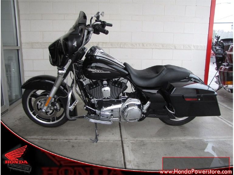 2010 Harley-Davidson FLHSXTGL STREET GLIDE 