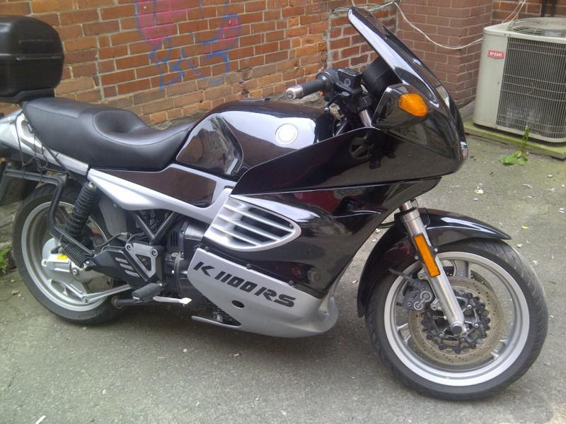 1996 bmw k1100rs - arctic silver and black