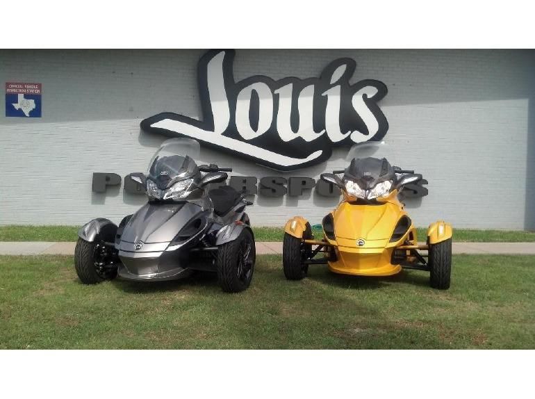 2013 Can-Am Spyder ST-S SE5 Sport Touring 