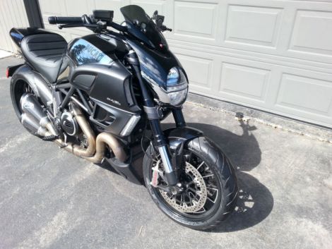 2012 Ducati Diavel