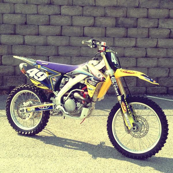 2011 suzuki rm z250   