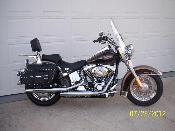 2005 harley-davidson heritage softail classic cruiser 