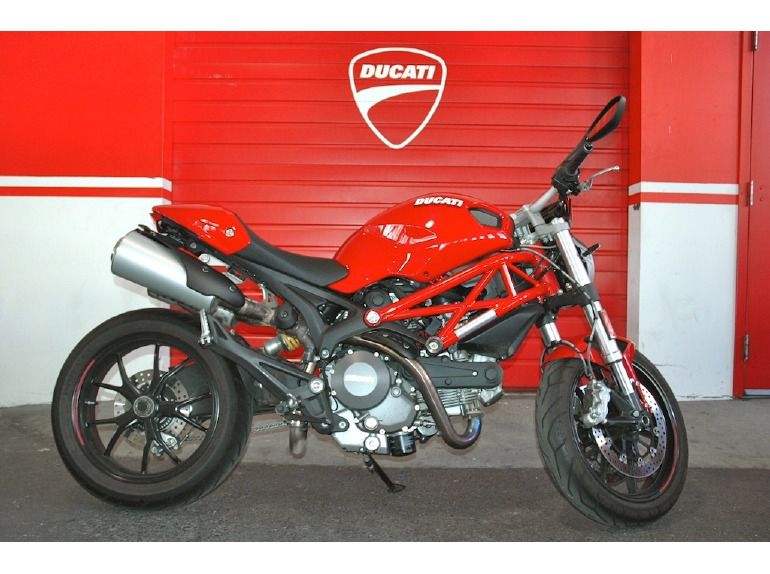 2012 Ducati M796 