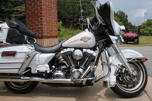 2007 Harley-Davidson FLHTCU - Ultra Classic Electra Glide