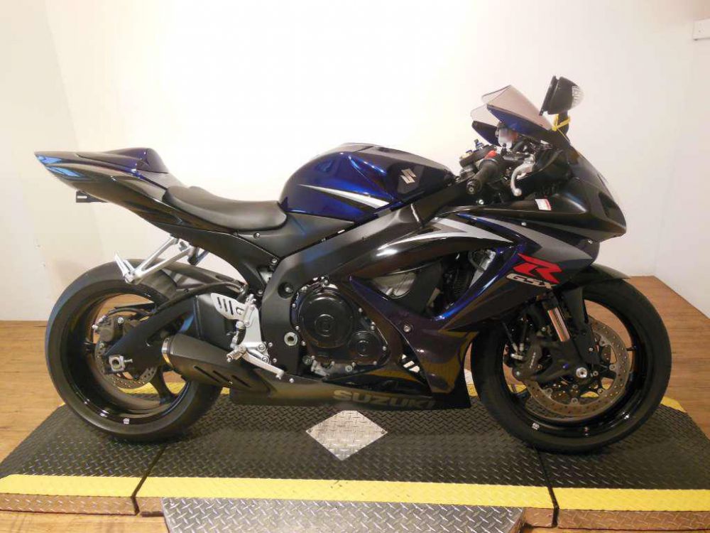 2007 suzuki gsx-r750  sportbike 