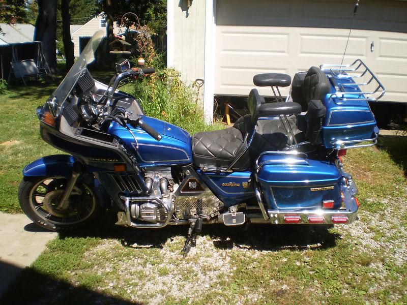 HONDA : 1983 GOLDWING INTERSTATE 1100 CC for sale on 2040 