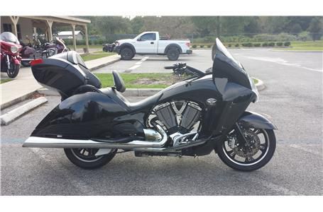 2009 Victory Vision Tour Motorcycle Touring 