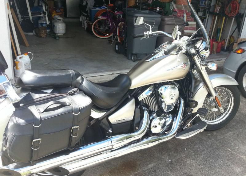 2007 kawasaki vulcan 900 classic. sweet. pick up for biketoberfest!