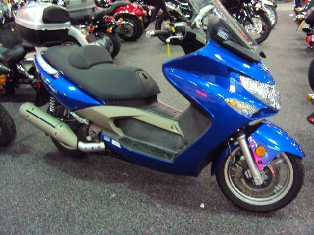 2008 kymco xciting  250  scooter 