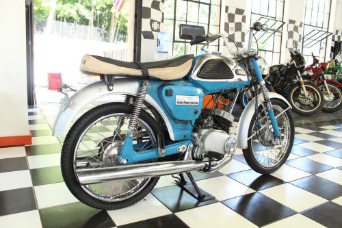 1965 Yamaha Twin Jet 100