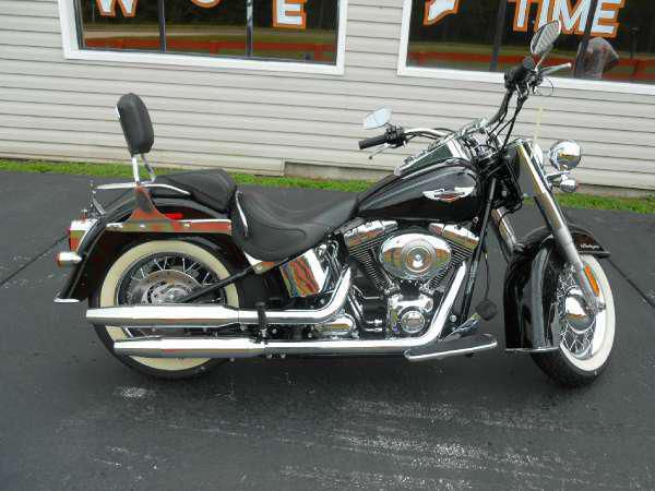 2011 harley-davidson flstn softail deluxe  cruiser 