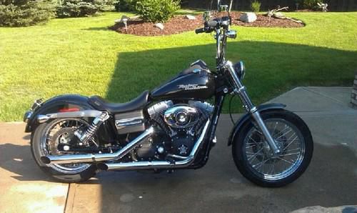 Clean 2007 harley davidson dyna street bob ... low miles!!! tons of extras!!!