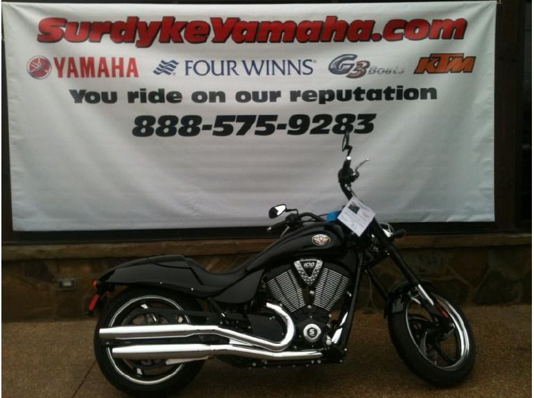 2010 victory hammer 8-ball 