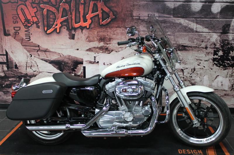 2011 Harley-Davidson XL883L - Sportster SuperLow Touring 