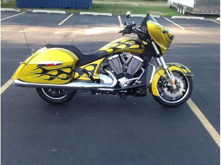 2014 victory cross country factory custom paint 