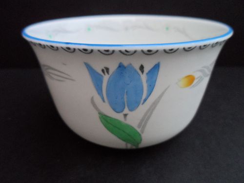 Shelley &#034;Tulips&#034; 11941 Vincent shape sugar bowl (from a coffee service). C.1932.