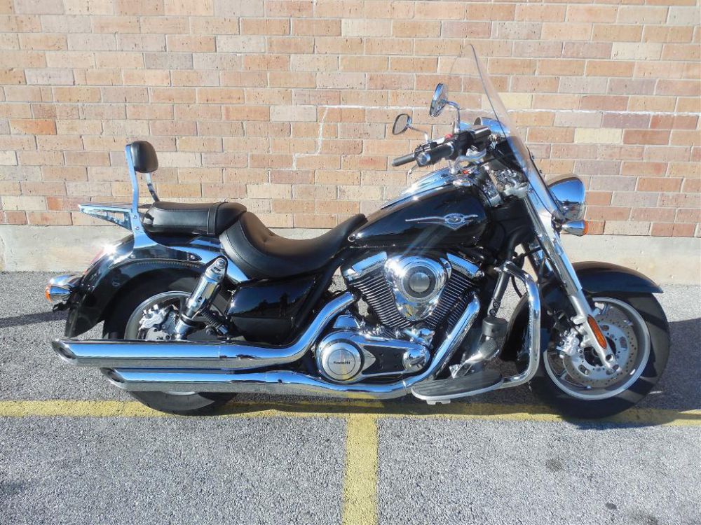 2011 kawasaki vulcan 1700 classic  cruiser 