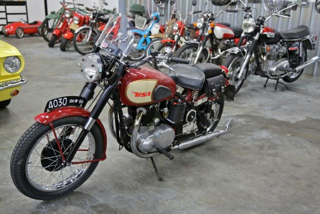 Used 1950 BSA GOLDEN FLASH for sale.