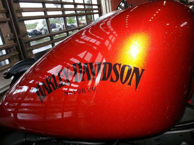 2013 Harley-Davidson XL883N - Sportster Iron 883 Standard 