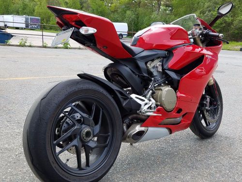 2012 ducati superbike