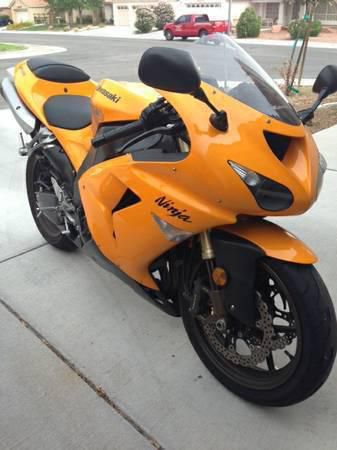 2006 ZX10 RARE SOLAR YELLOW ##NO RESERVE## **NOT A SCRATCH** PERFECT